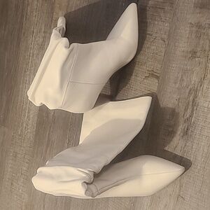 GUC Kensie Kalani Ivory Leather Knee High Boots Soft Slouchy Women's Sz 8M